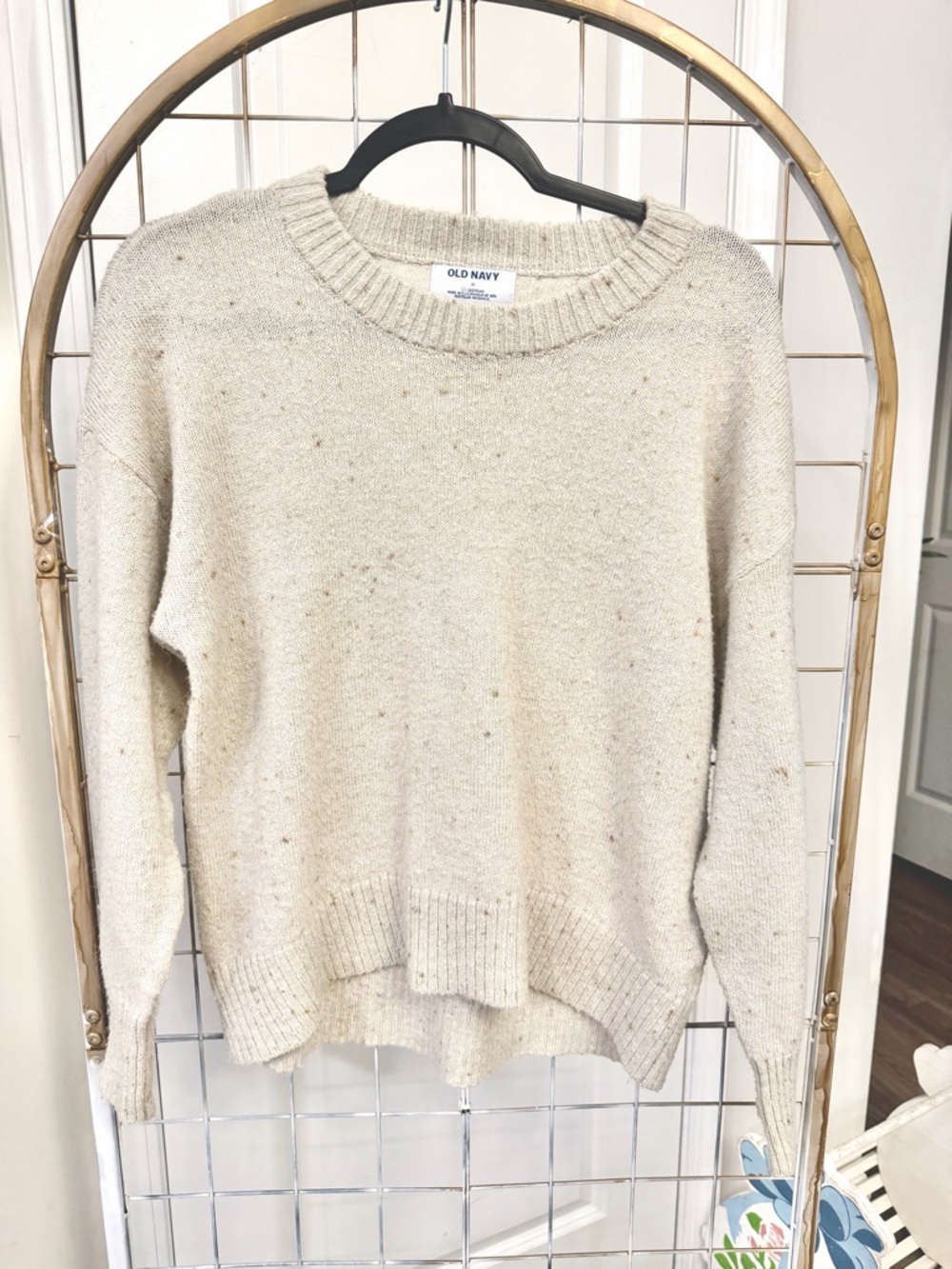 Old Navy Beige Crewneck Sweater - Neutral Speckled Knit